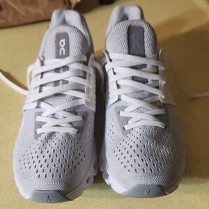 ON Women's Gray Running Shoes